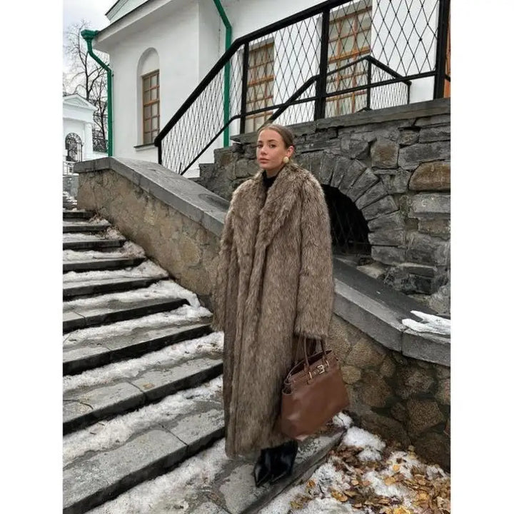 Virelle | Luxury Thickened Faux Fur Waist-Fit Coat